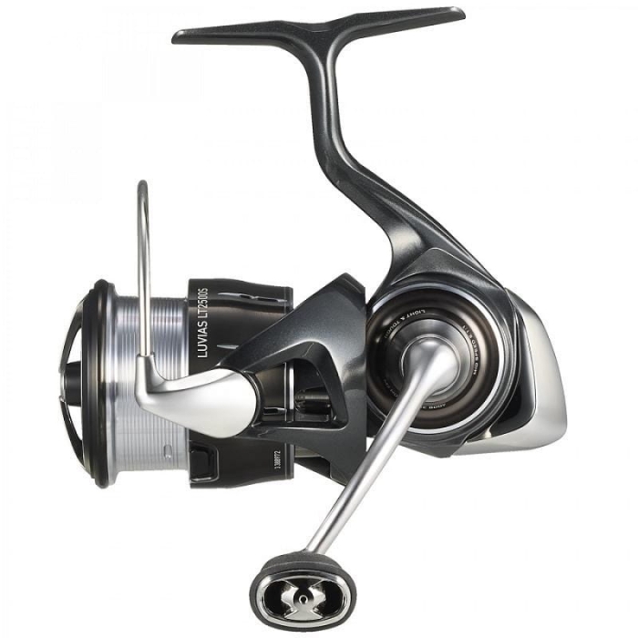 /environment/cache/images/productGfx_125893_700_700/Daiwa-Kolowrotek-24-Luvias-LT.jpg