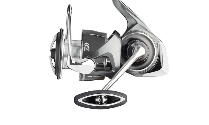 /environment/cache/images/productGfx_126467_700_700/Daiwa-Kolowrotek-24-Luvias-LT-2500.jpg